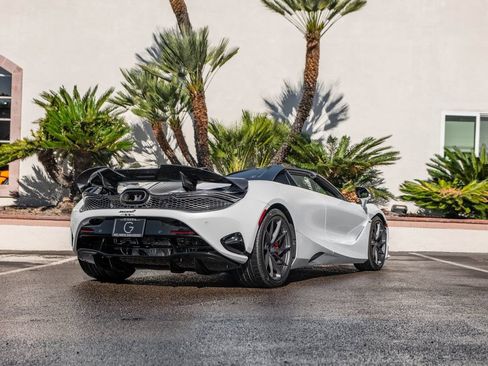 New 2026 McLaren 750S Spider image 4
