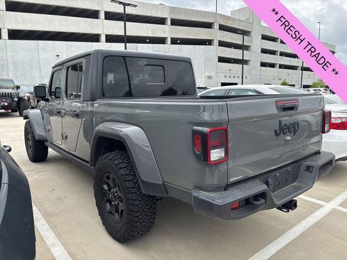 Used 2023 Jeep Gladiator Sport image 6