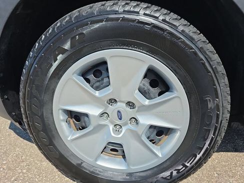 Used 2013 Ford Explorer 4WD w/ Class III Trailer Tow Pkg image 10