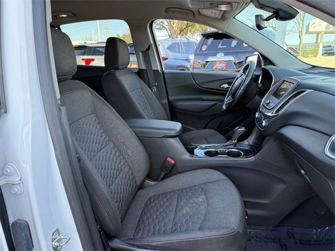 Certified 2021 Chevrolet Equinox LT image 29