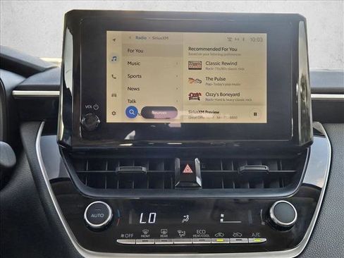 Used 2025 Toyota Corolla LE image 12