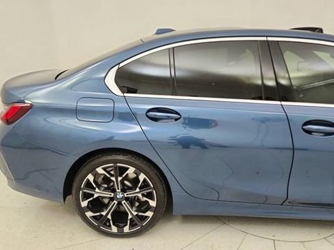 Used 2025 BMW 330i Sedan image 7