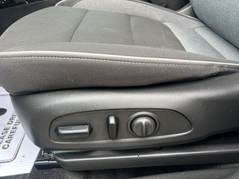 Used 2023 Chevrolet TrailBlazer LT FWD image 19