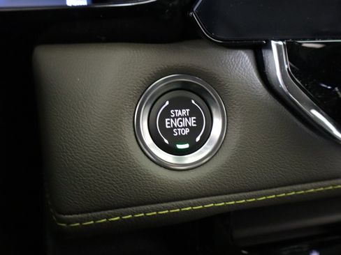 New 2026 Chevrolet Colorado ZR2 w/ Technology Package image 32