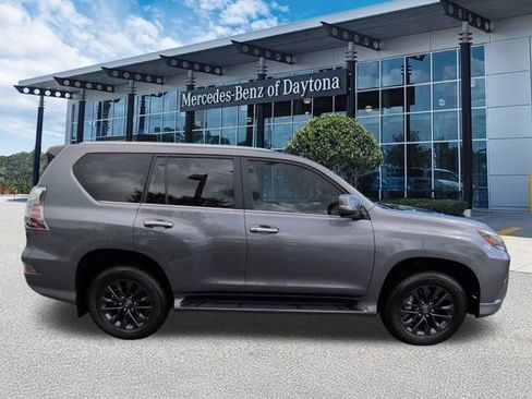 Used 2022 Lexus GX 460 Premium AWD/4WD image 3