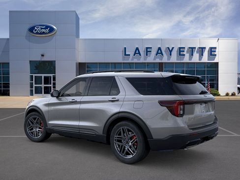 Used 2026 Ford Explorer ST-Line w/ ST-Line Street Pack AWD/4WD image 4