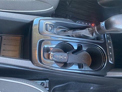 Used 2022 Chevrolet TrailBlazer LT w/ Convenience Package image 14