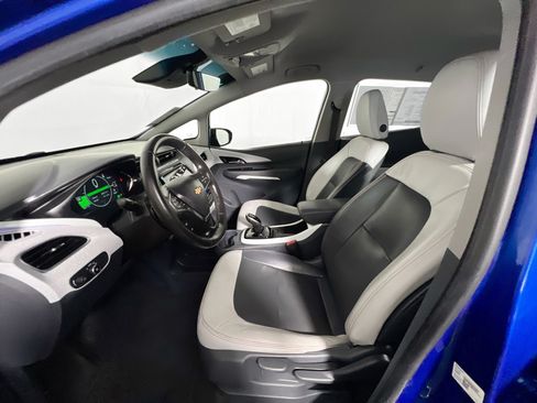 Used 2021 Chevrolet Bolt Premier w/ Infotainment Package FWD image 14