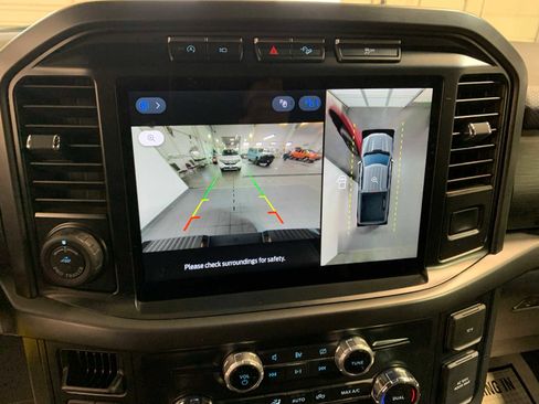 Used 2024 Ford F150 XLT w/ FX4 Off-Road Package image 5