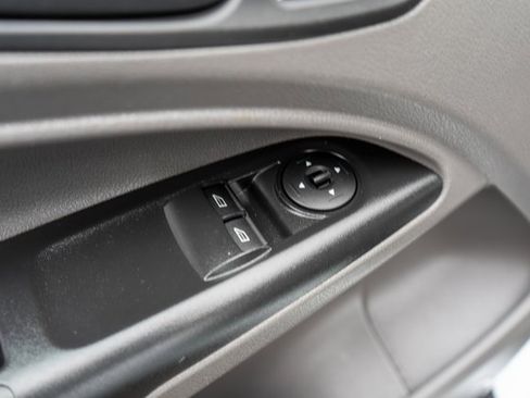 Used 2022 Ford Transit Connect XL image 22