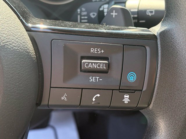 Used 2023 Nissan Rogue SV AWD/4WD image 17