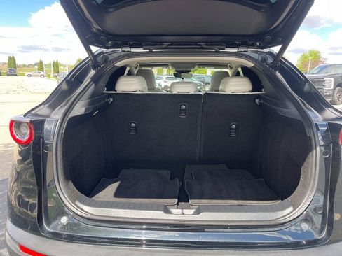 Used 2023 MAZDA CX-30 AWD 2.5 S w/ Premium Package image 16