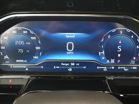 Used 2024 Chevrolet Silverado 1500 RST w/ Convenience Package II image 22