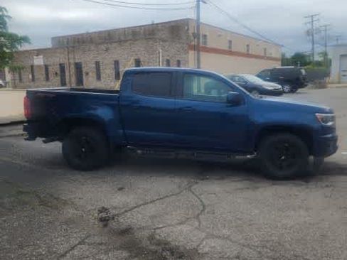 Used 2019 Chevrolet Colorado W/T w/ WT Convenience Package AWD/4WD image 9
