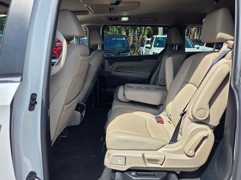 Certified 2023 Honda Odyssey Touring image 10