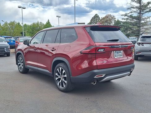 Used 2026 Toyota Grand Highlander AWD Hybrid image 5
