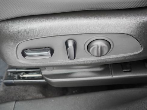 Used 2023 Chevrolet TrailBlazer RS image 21