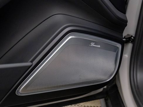 Used 2021 Porsche Panamera Turbo S w/ Premium Package image 15