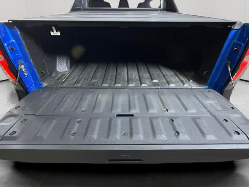 Certified 2025 Chevrolet Silverado EV RST image 30