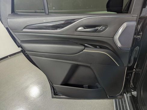 Used 2023 Cadillac Escalade V image 16