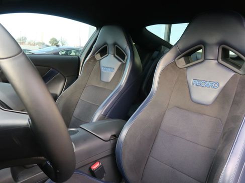 Used 2024 Ford Mustang Dark Horse image 17