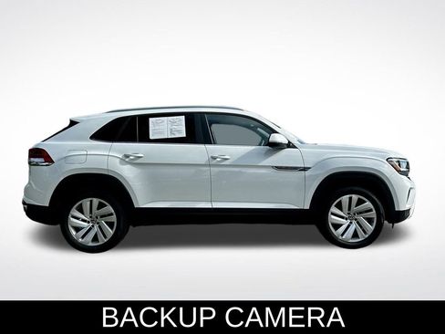 Used 2022 Volkswagen Atlas Cross Sport SE image 4
