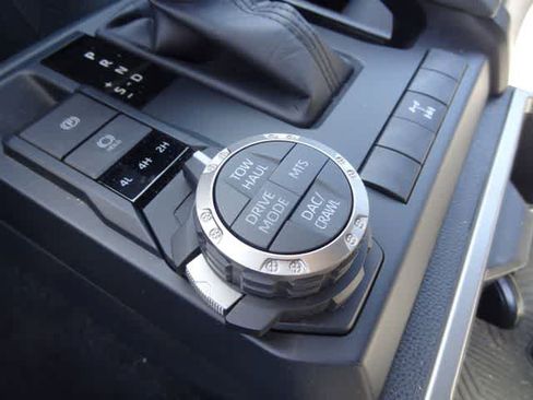 Used 2025 Toyota Tacoma TRD Off-Road w/ TRD Off Road Upgrade Package image 11