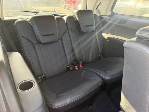 Used 2016 Mercedes-Benz GL 450 4MATIC image 27