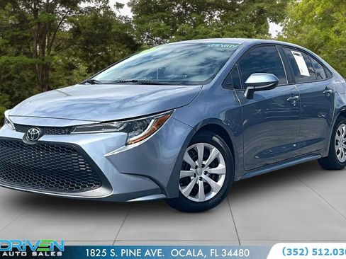 Used 2022 Toyota Corolla LE image 1