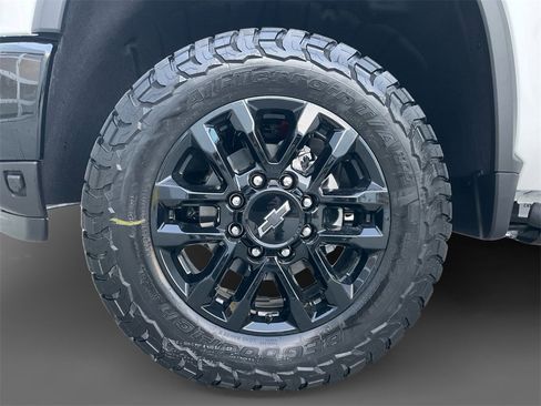 New 2026 Chevrolet Silverado 2500 LTZ w/ Trail Boss Package image 15