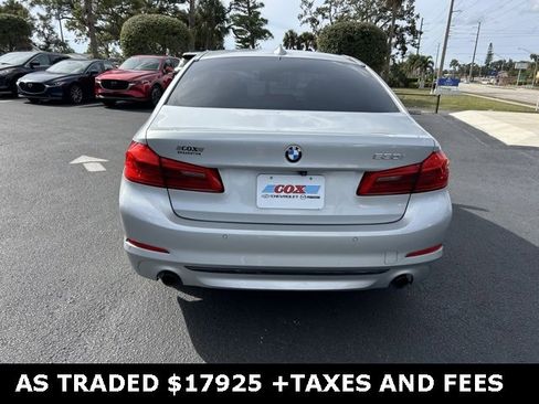 Used 2019 BMW 530i w/ Premium Package image 5