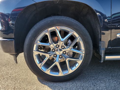 Used 2023 Chevrolet Silverado 1500 High Country w/ Technology Package image 10