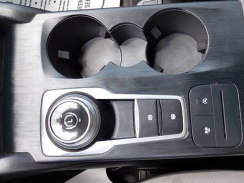 Used 2022 Ford Escape S AWD/4WD image 21