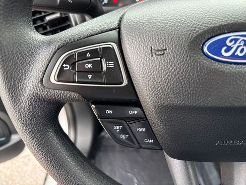 Used 2021 Ford EcoSport SE w/ SE Convenience Package image 14