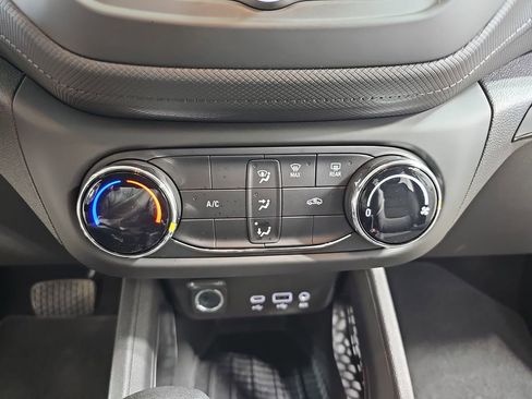 Certified 2023 Chevrolet TrailBlazer LS FWD image 28