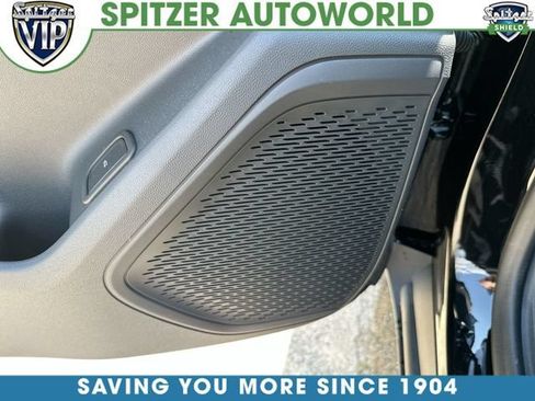 New 2026 Chevrolet Traverse LT w/ LPO, Floor Liner Package AWD/4WD image 25