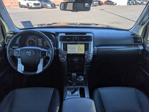 Used 2022 Toyota 4Runner SR5 Premium image 15