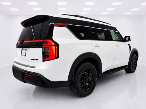 Used 2025 Nissan Armada PRO-4X AWD/4WD image 5