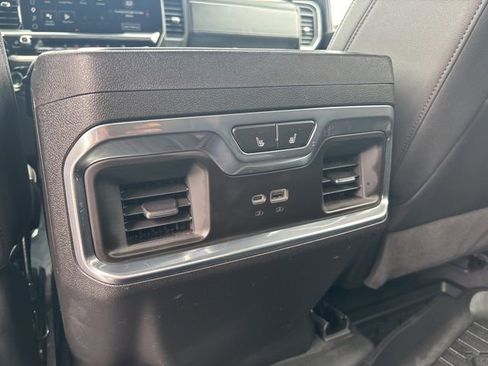 Used 2025 GMC Sierra 3500 SLT w/ SLT Premium Package image 28