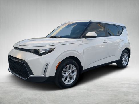 New 2025 Kia Soul LX image 8