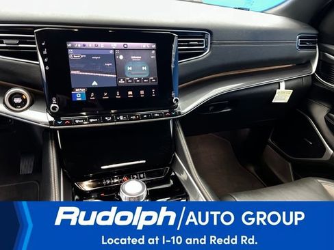 Used 2024 Jeep Wagoneer 4WD w/ HD Trailer Tow Package image 17