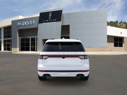 New 2026 Lincoln Aviator Reserve AWD/4WD image 5