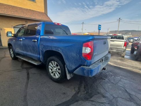 Used 2016 Toyota Tundra Limited w/ Limited Premium Package image 6