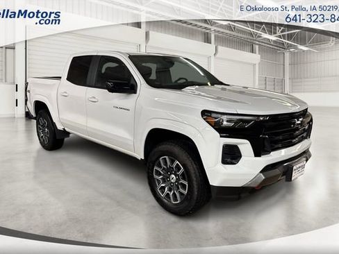 Used 2024 Chevrolet Colorado Z71 w/ Z71 Convenience Package 2 image 1