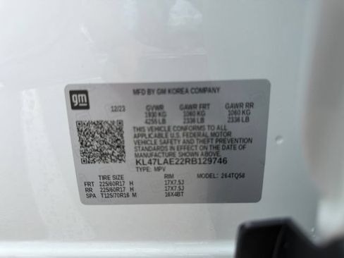 Used 2024 Buick Envista Preferred FWD image 35