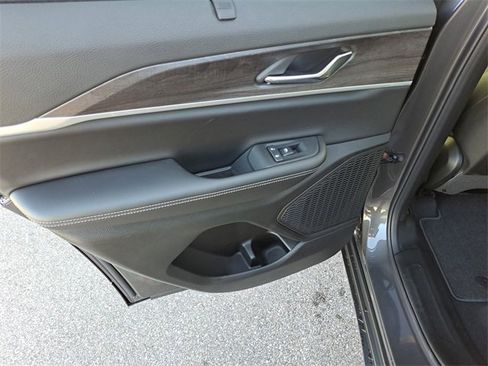 New 2025 Jeep Grand Cherokee Limited image 15