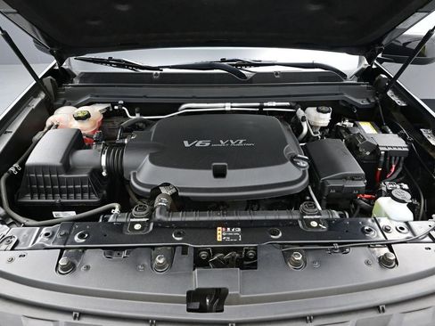 Used 2022 Chevrolet Colorado Z71 image 11