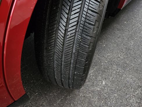 Used 2024 Lincoln Nautilus Reserve w/ Equipment Group 202A image 30