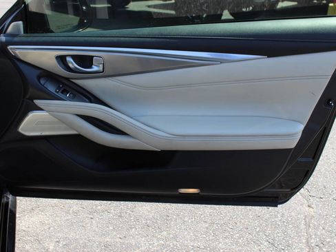 Used 2018 INFINITI Q60 3.0t Luxe w/ Sensory Package 3.0T Luxe image 10