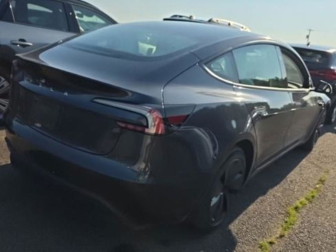 Used 2024 Tesla Model 3 Standard Range RWD image 7
